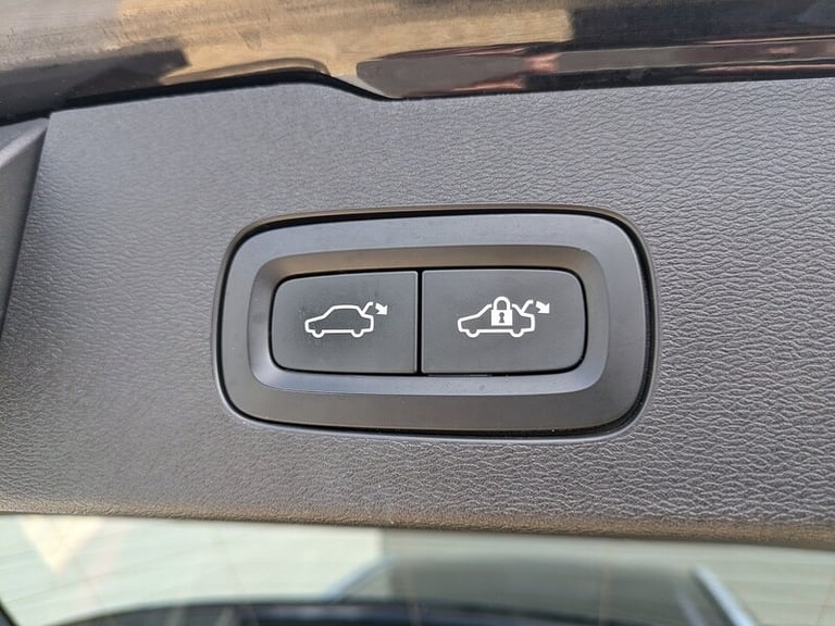 2020 Volvo V60 Cross Country B5 MHEV Estate HYBRID Automatic