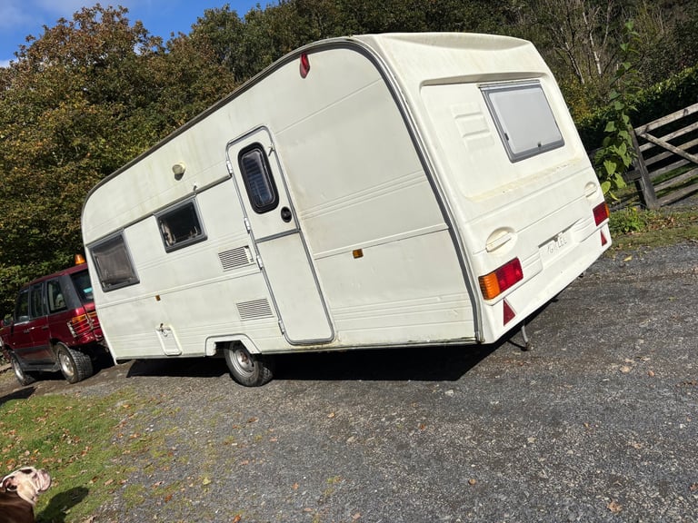 Avondale caravan 4 berth