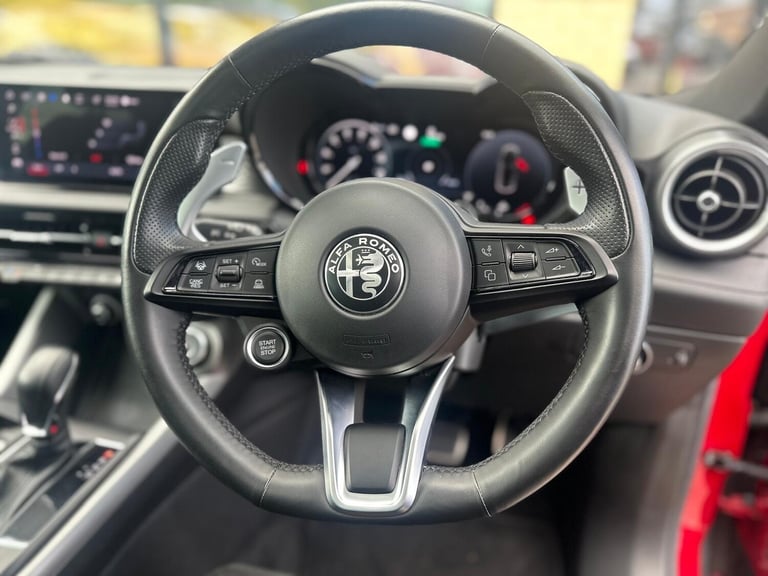  Alfa Romeo Tonale 1.5 MHEV Veloce 5dr Auto Petrol/Electric Hybrid Automatic