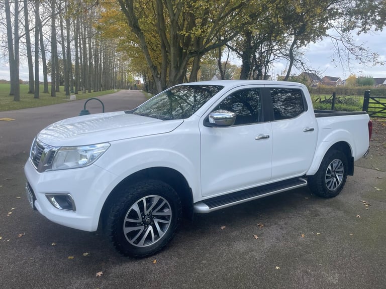 2016 Nissan Navara 2.3 dCi Acenta+ 4WD Euro 6 (s/s) 4dr PICK UP Diesel Manual