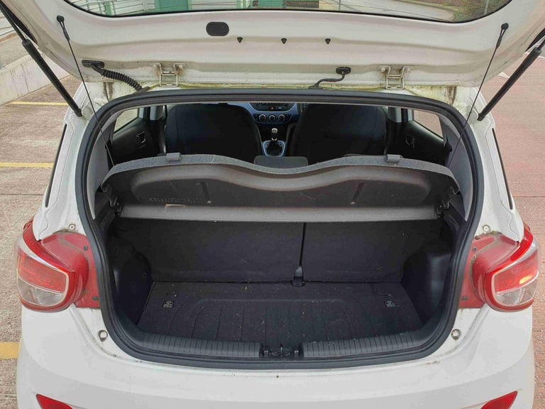 2016 Hyundai i10 1.0 Blue Drive SE 5dr Hatchback Petrol Manual