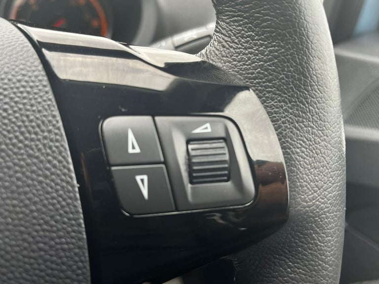 2014 Vauxhall Corsa 1.4 16V SE Hatchback 5dr Petrol Manual Wide Ratio Euro 5 (100 ps) Hatchback P...