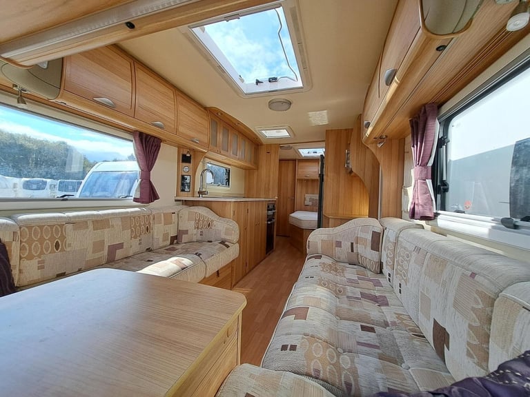 2012 Bailey Unicorn Barcelona