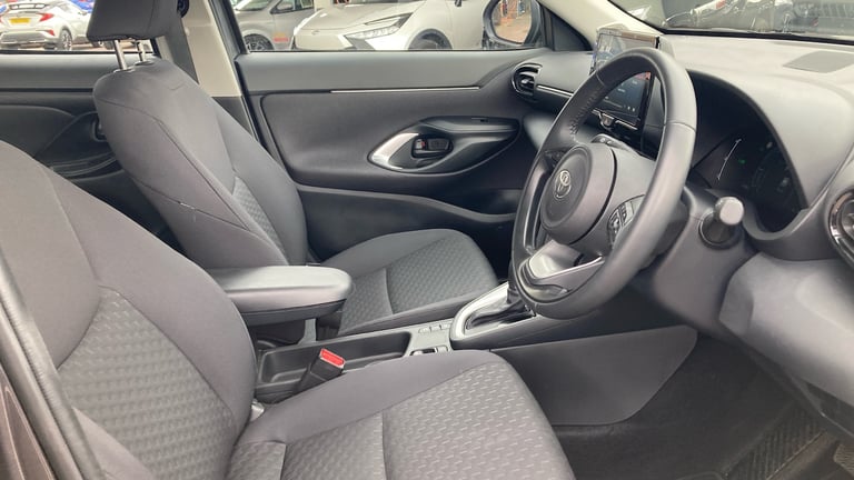 2025 Toyota Yaris Cross 1.5 Hybrid Icon 5dr CVT Hybrid Estate Estate Hybrid Automatic