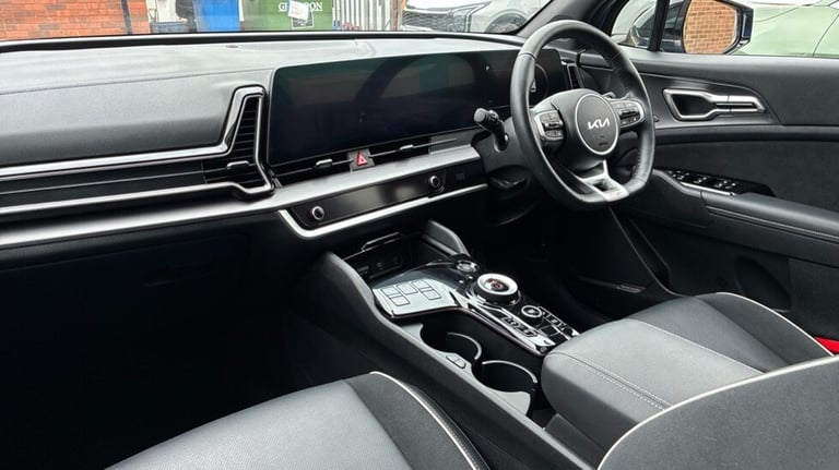 2025 Kia Sportage 1.6 T-GDi HEV GT-LINE S Estate Hybrid Automatic