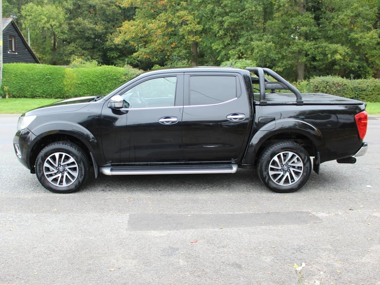 2016 Nissan Navara 2.3 dCi Acenta+ Pickup Double Cab 4dr Diesel Manual 4WD Euro