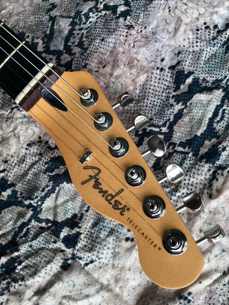 Fender Player II Telecaster - Chambered Ash / Rosewood / Aged Cherry Burst