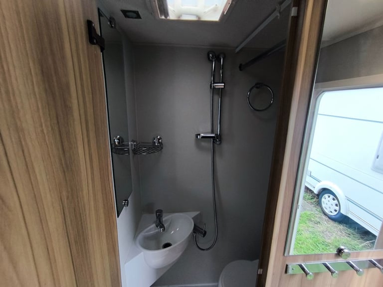 2014 Elddis Xplore 304 – 4 Berth Lightweight Compact Caravan