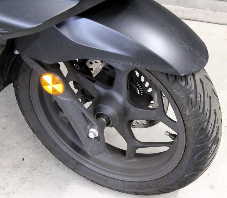2025 25 HONDA WW 125 A-P PCX PCX125 MATT BLACK SCOOTER HPI CLEAR TRADE SALE 1K