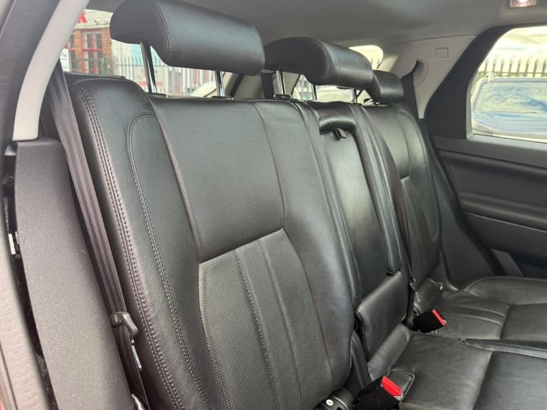2015 Land Rover Discovery Sport 2.0 TD4 HSE SUV 5dr Diesel Auto 4WD Euro 6 (s/s) (180 ps) ESTATE ...