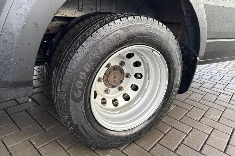 2023 Ford Transit 2.0 EcoBlue 170ps H3 18 Seater Leader Auto MINIBUS DIESEL Automatic