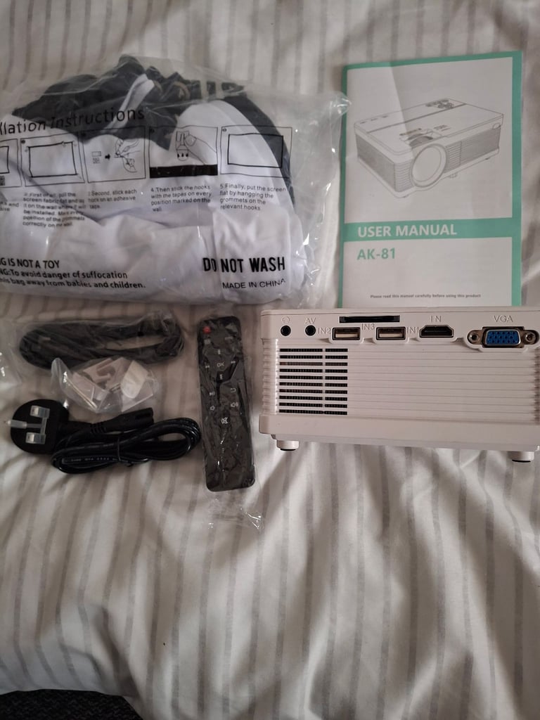 Wall porjector with sheet 