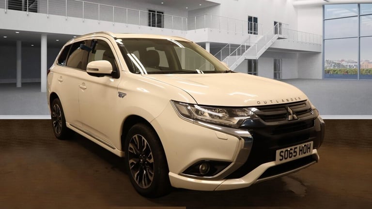 image for 2016 Mitsubishi Outlander 2.0 PHEV GX5h 5dr Auto ESTATE Petrol Parallel Phev Automatic