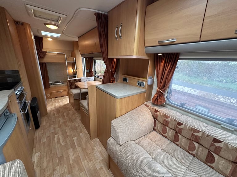 2007 SWIFT ORONSAY 6 BERTH, JUST SERVICED & DAMP TESTED