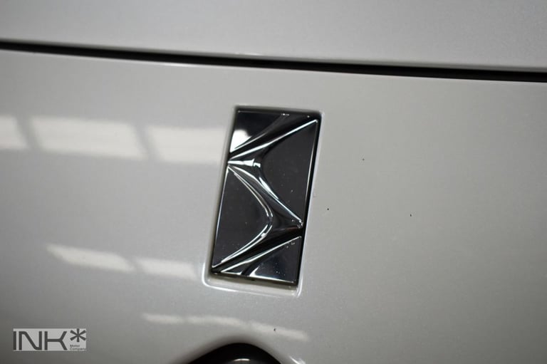 2014 Citroen DS5 2.0 h e-HDi Airdream DSport Hatchback 5dr Diesel Hybrid EGS6 4WD Euro 5 (s/ Hatc...
