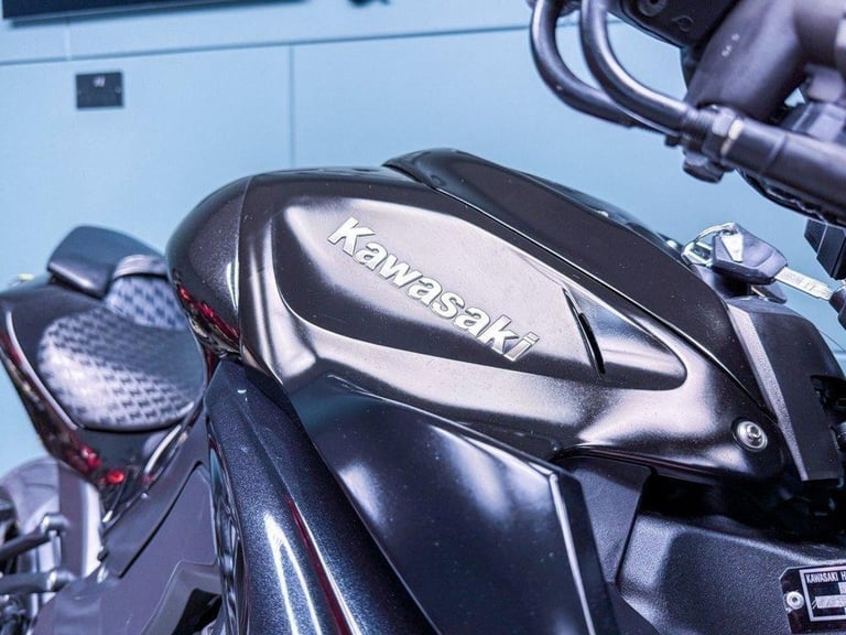 2015 15 KAWASAKI Z1000 SUPERNAKED 1000 - LOW MILES - VANCE HINES