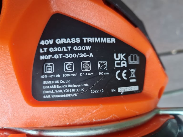 Grass Trimmer 