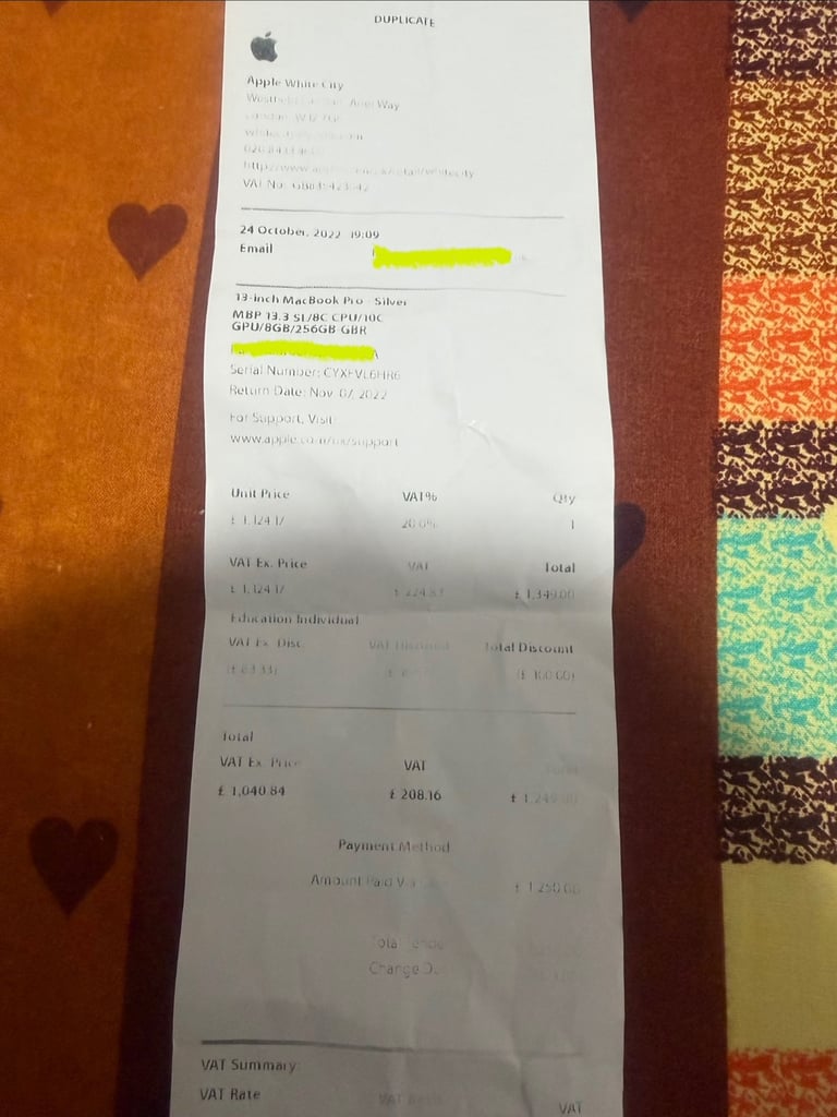 MacBook Pro 13” (M2, 2022) — 8GB/256GB — Silver — Box & Charger