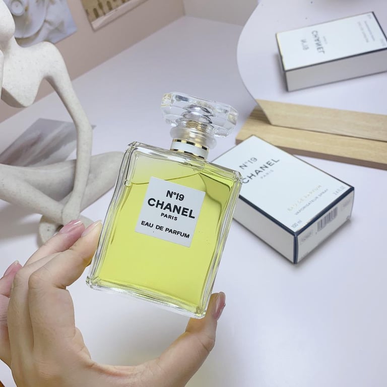 N°19 CHANEL PARIS EAU DE PARFUM 100ml women 