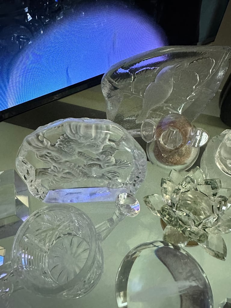 Glass and crystal ornaments. 