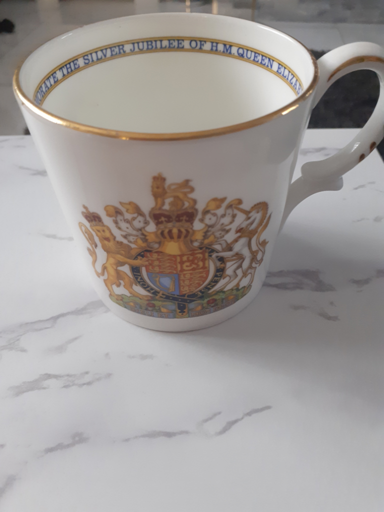 image for Bone china mug queen Elizabeth 11