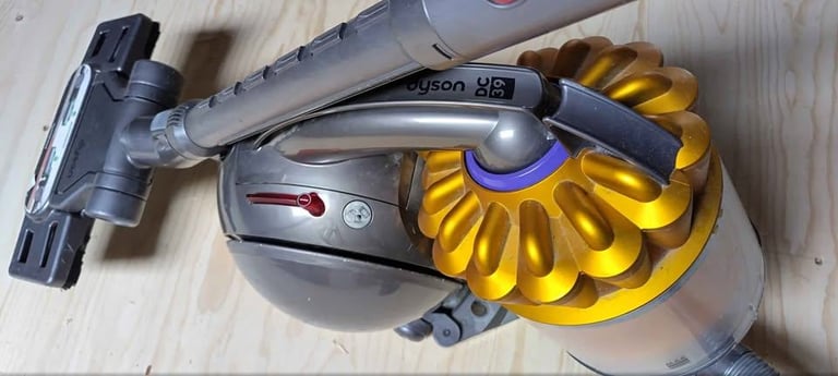 Dyson DC39 Multi Floor Ball Cylinder Hoover Vacuum Cleaner - Selling as moving