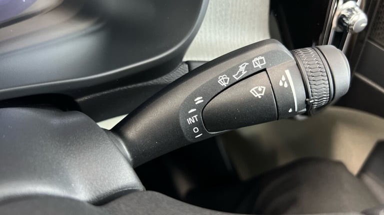2024 Volvo XC40 Ultra, B3 Mild hybrid, Petrol, Bright (Blond Leather, Panoramic Sunroof) Estate P...