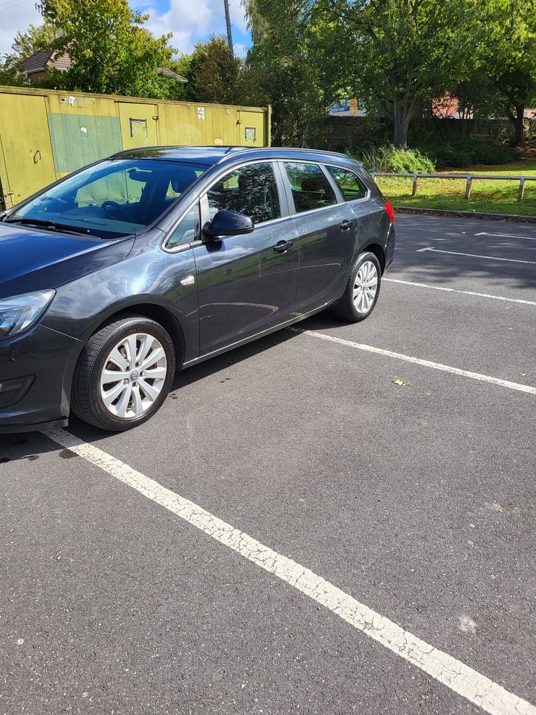 Vauxhall, ASTRA, Estate, 2015, Manual, 1598 (cc), 5 doors