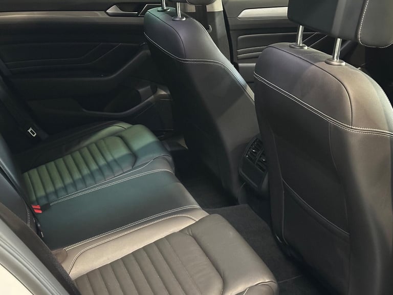 2021 Volkswagen Passat 2.0 TDI EVO SEL DSG Euro 6 (s/s) 5dr ESTATE Diesel Automatic