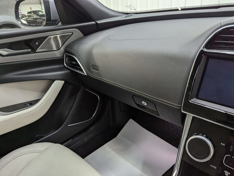 2020 Jaguar XE 2.0d R-Dynamic S 4dr Auto SALOON DIESEL Automatic