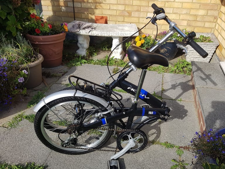 ADULT 20" WHEEL FOLDING BIKE ALUM FRAME IN GOOD WORKING CONDITION