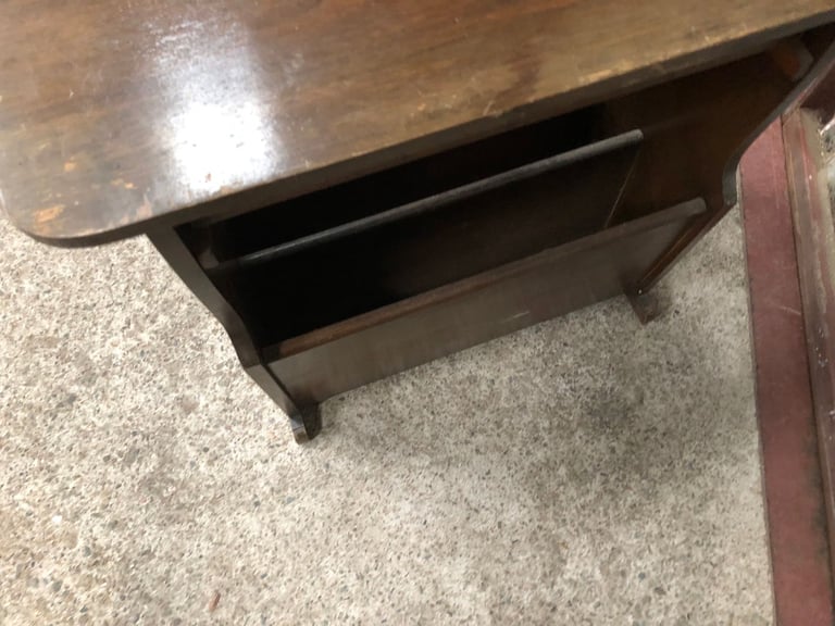 Retro Side Table Magazine Rack