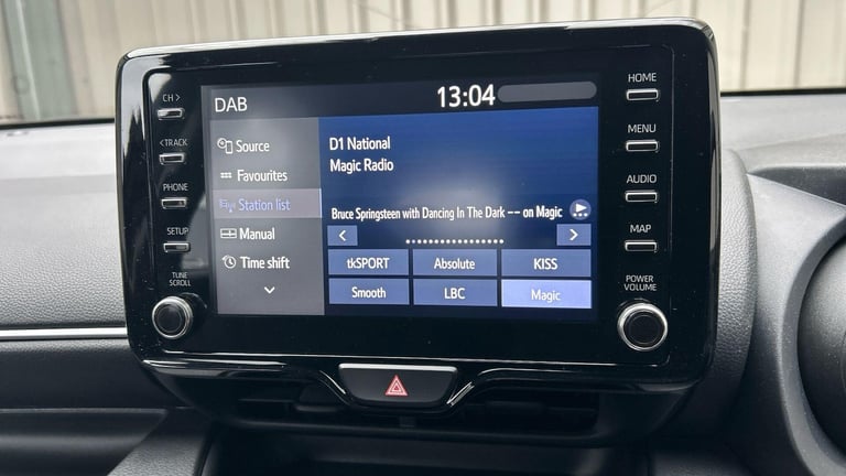 2022 Toyota Yaris 1.5 VVT-h Design Hatchback 5dr Petrol Hybrid E-CVT Euro 6 (s/s) (116 ps) HATCHB...