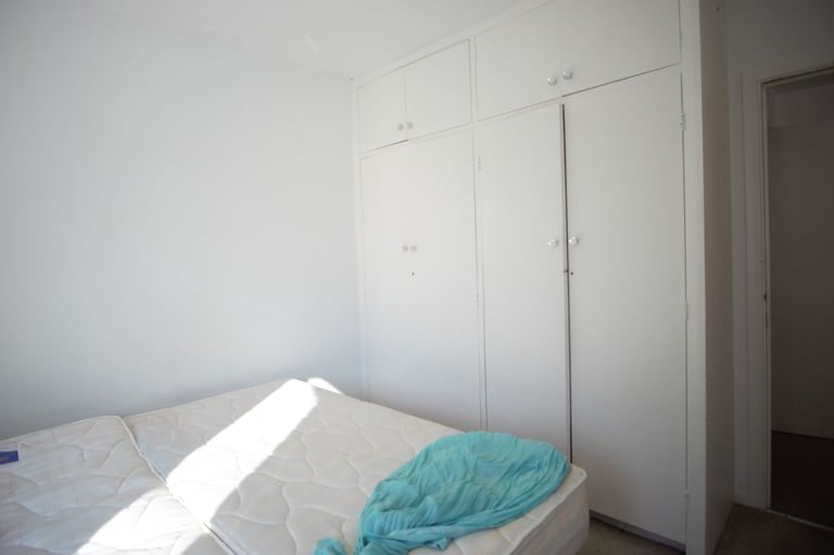 Impressive 2-bedroom first-floor flat available to rent in Stanmore, HA7