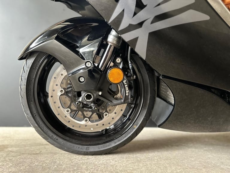 Stunning Low Mileage 2021/21 Suzuki Hayabusa Motorcycle 