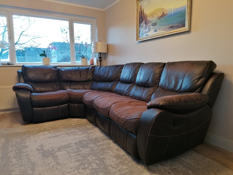 Leather Sofas For In Aberdeen