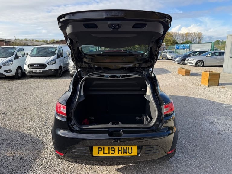 2019 Renault Clio 1.5 dCi Play Hatchback 5dr Diesel Manual Euro 6 (s/s) (90 ps) Hatchback Diesel ...