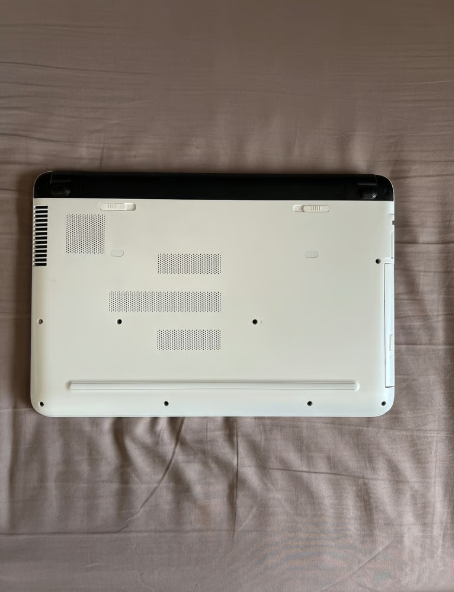 INTEL CORE i5 2TB HDD 8GB RAM 15” HP WINDOWS 10 LAPTOP WITH VOICE CONTROL AND CAMERA COVER
