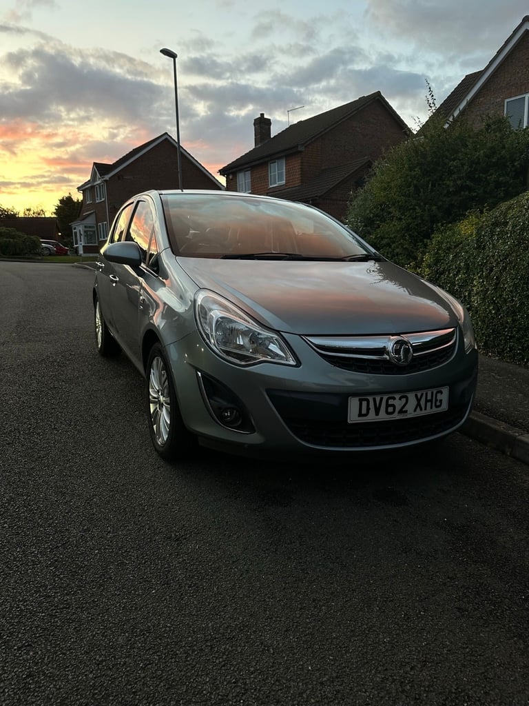 image for Vauxhall, CORSA, Hatchback, 2012, Manual, 1398 (cc), 5 doors