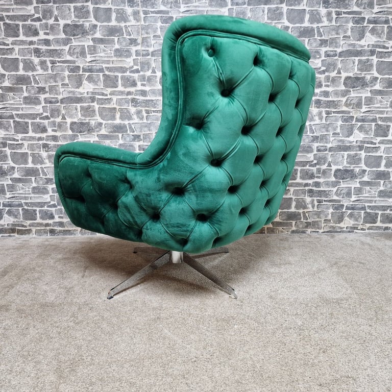 Pair of Green Velvet Swivel Armchairs with Buttoned Back
