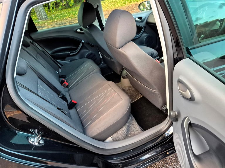 SEAT IBIZA 1.2L AUTOMATIC LOW MILEA