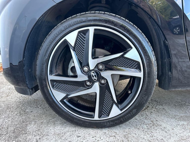 2024 Hyundai i10 1.0 Premium Hatchback 5dr Petrol Auto Euro 6 (s/s) (63 ps) Hatchback PETROL Auto...