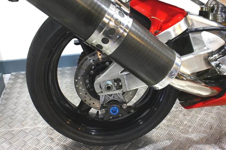 Yamaha YZF-R1