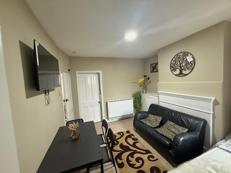 BRAND NEW 1 BEDROOM FLATS AVAILABLE