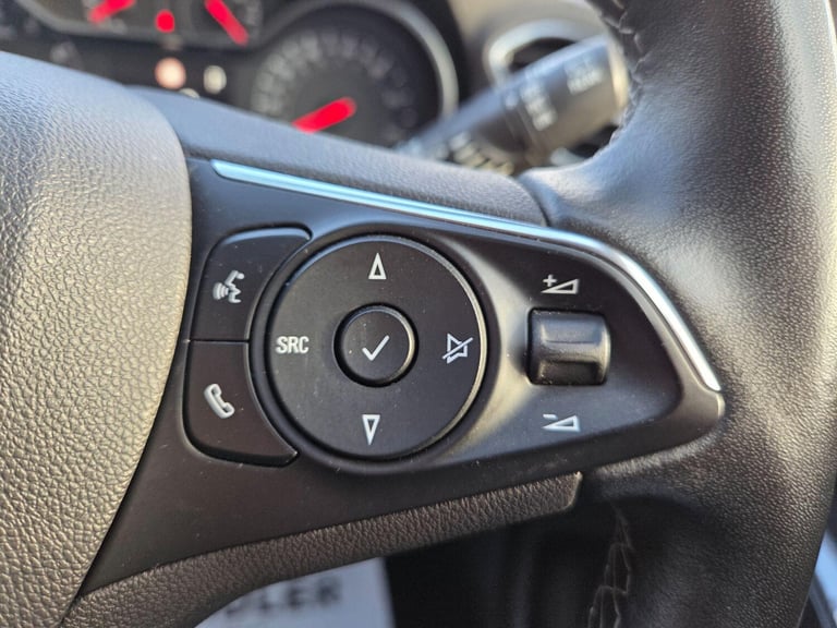 2019 Vauxhall Grandland X 1.2 Turbo Tech Line Nav Auto Euro 6 (s/s) 5dr Petrol