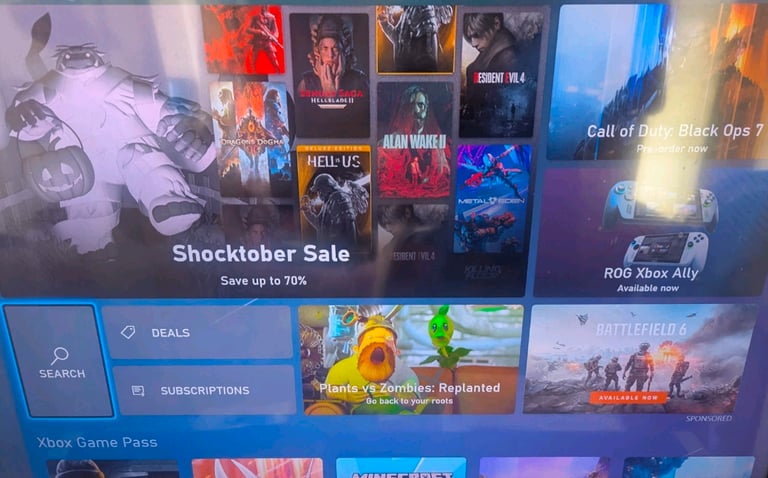 Xbox one X 4K console 1TB + games (no controller)