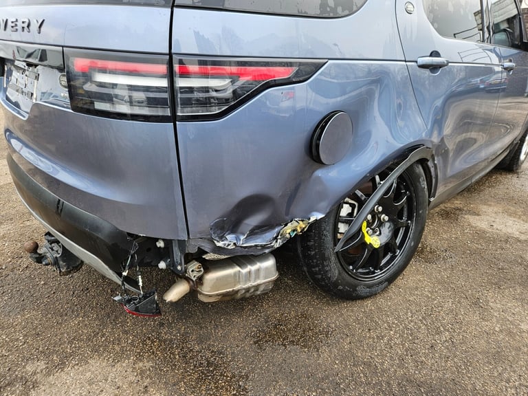 2018 68 Land Rover Discovery 3.0 SDV6 306 S Commercial Auto Damaged Salvage
