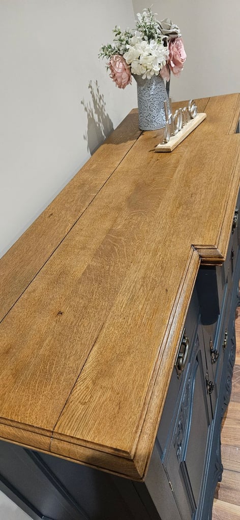 Sideboard