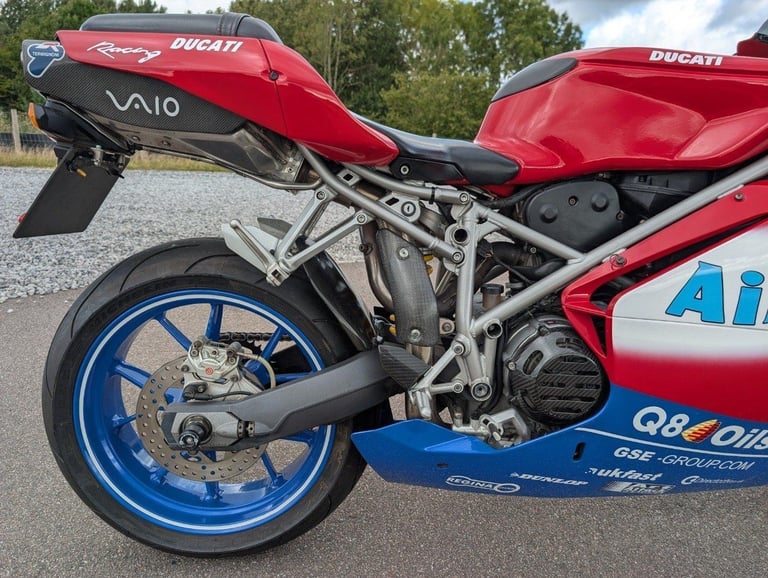 2005 DUCATI 749