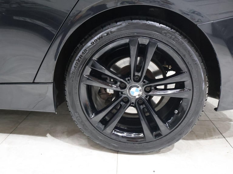 2015 BMW 3 Series 320d EfficientDynamics Sport 4dr Step Auto SALOON DIESEL Automatic